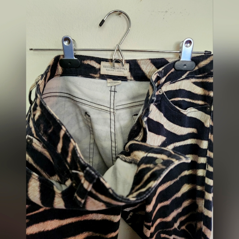 Animal print zebra jeans all over rock and roll - Picture 6 of 12